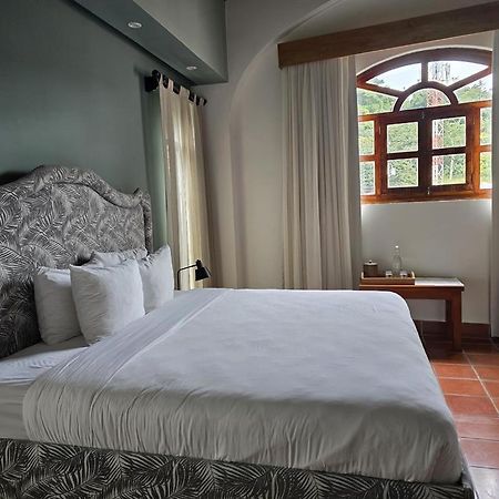 Alta Las Palomas Hotel Сан-Хосе Экстерьер фото